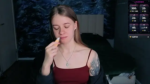 candy maggie online show from April 2026 02:02:01 PM