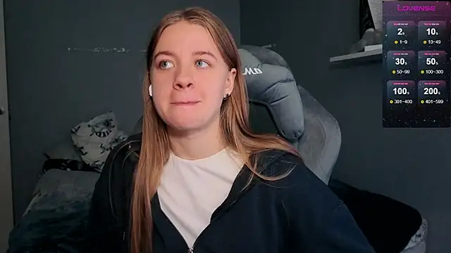 candy maggie online show from November 2025 08:18:02 AM