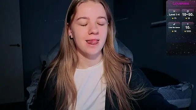 candy maggie online show from November 2025 03:05:02 PM