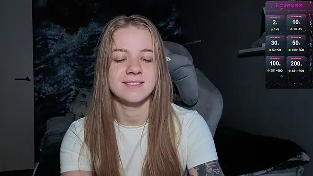 candy maggie online show from December 2025 05:19:01 PM