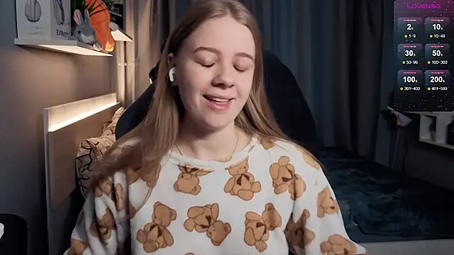 candy maggie online show from February 2025 01:30:01 PM