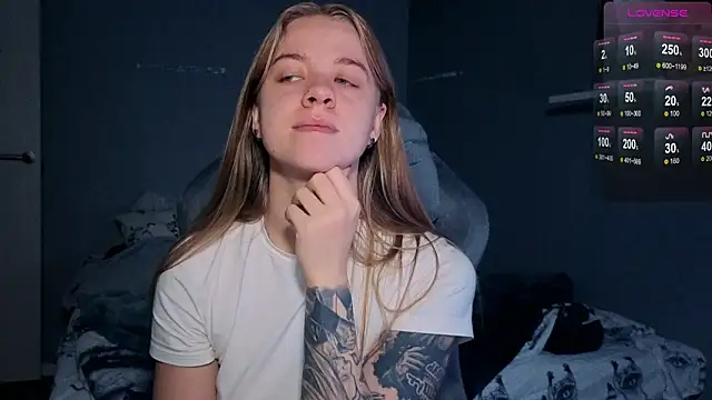 candy maggie online show from November 2025 05:06:02 PM