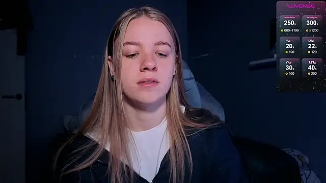 candy maggie online show from September 2025 05:30:01 PM