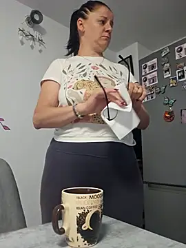 KristenVega online show from October 2025 06:50:02 AM