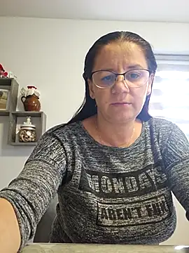 KristenVega online show from September 2025 12:01:02 PM