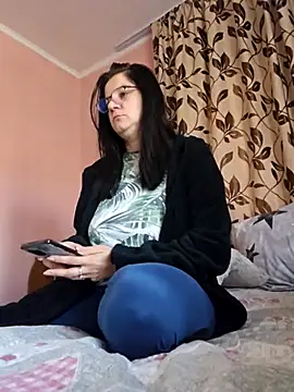 KristenVega online show from October 2025 07:53:01 AM