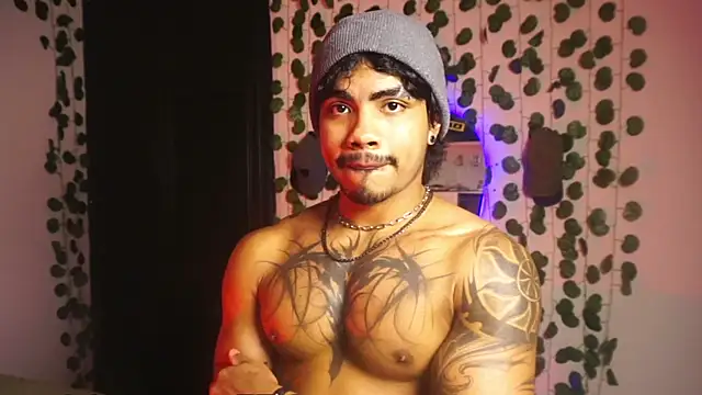 Snapshot of Young_laroi chatting on September 2025 05:47:01 AM Young laroi online show from September 2025 05:47:01 AM