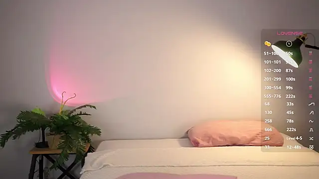 Snapshot of KateDolphin chatting on November 2025 06:30:01 PM KateDolphin online show from November 2025 06:30:01 PM