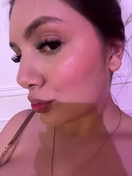 EmilyS   online show from February 2025 12:36:02 AM