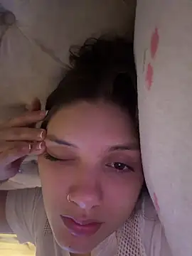 EmilyS   online show from May 2026 12:54:02 AM