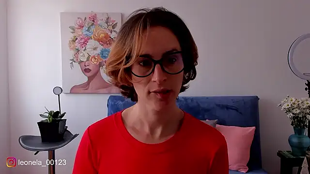 cuddlingbunny online show from February 2026 03:10:01 PM