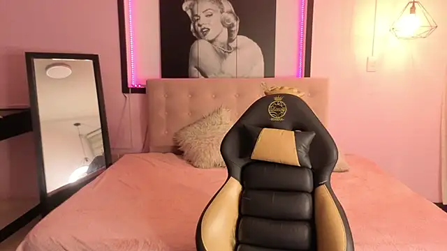  Androm3da  online show from July 2026 07:33:02 PM