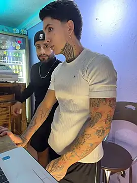  Tomy08calderon online show from February 2026 12:22:01 AM