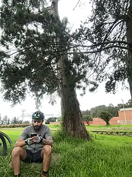  Tomy08calderon online show from December 2024 08:32:01 PM