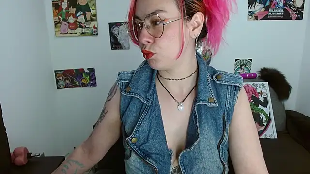 natasha laulau online show from November 2025 10:26:02 PM