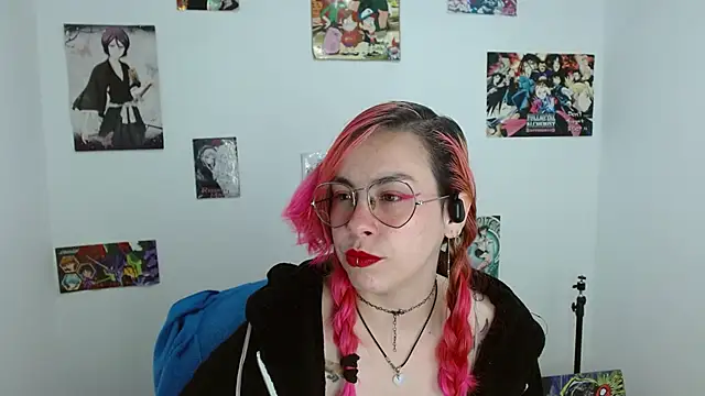 natasha laulau online show from October 2025 10:00:02 PM