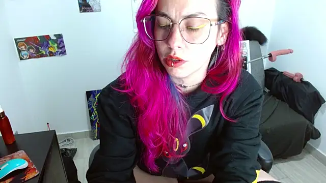 natasha laulau online show from April 2026 02:25:02 AM