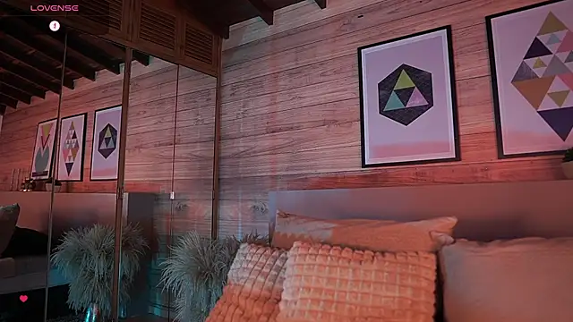 Snapshot of AmmyScott chatting on November 2025 07:50:02 PM AmmyScott online show from November 2025 07:50:02 PM