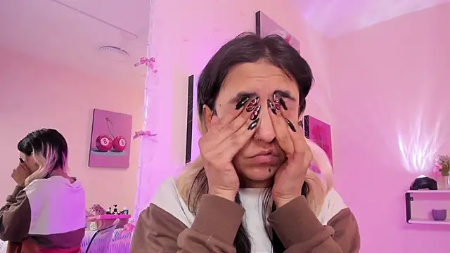 MaveParks  online show from December 2025 11:45:01 AM