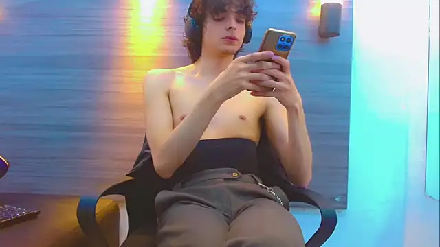 Sr BonnyEthan online show from March 2026 01:04:01 PM