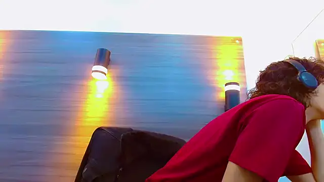 Sr BonnyEthan online show from April 2026 01:04:02 PM