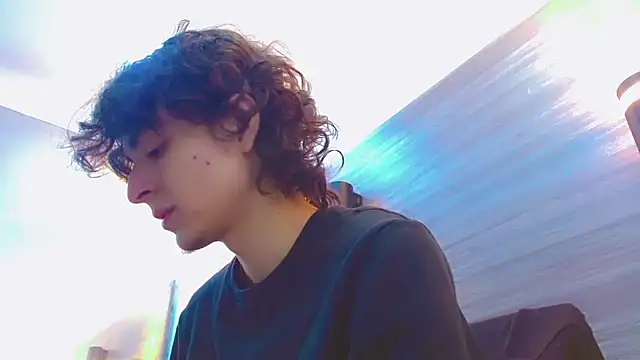 Sr BonnyEthan online show from April 2026 01:02:01 PM