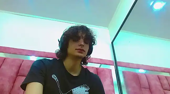 Sr BonnyEthan online show from March 2025 01:51:01 PM
