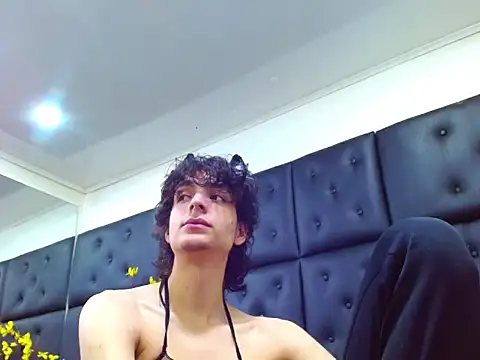 Sr BonnyEthan online show from March 2026 01:17:01 PM