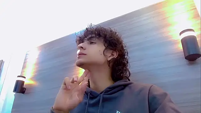 Sr BonnyEthan online show from March 2026 12:55:01 PM