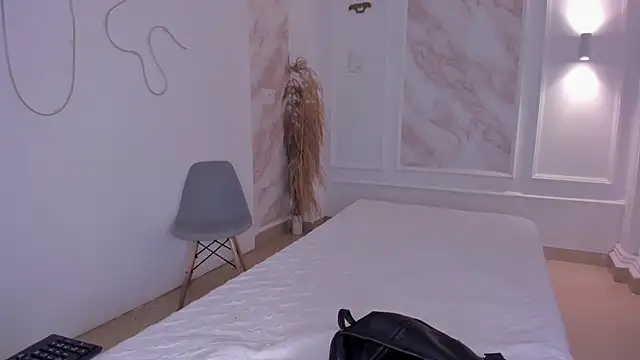 Snapshot of NastassjaCandy chatting on October 2025 06:42:02 PM NastassjaCandy online show from October 2025 06:42:02 PM