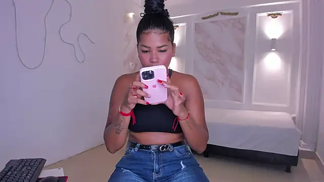 NastassjaCandy online show from October 2025 07:00:01 PM