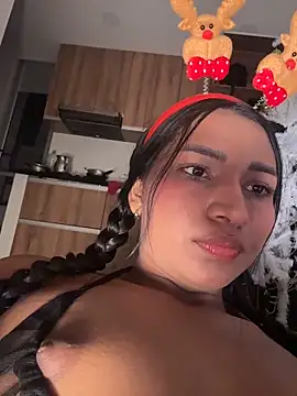 Barbiebrunette  online show from December 2025 07:18:02 AM