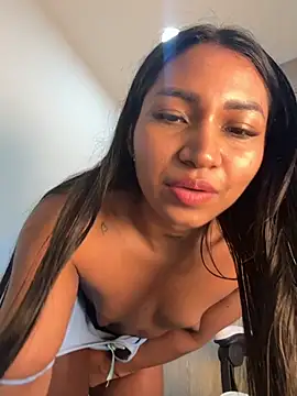 Barbiebrunette  online show from September 2025 06:41:01 AM