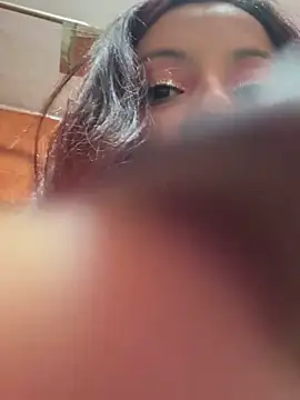 Snapshot of Isa-Jones chatting on December 2024 05:40:02 AM Isa-Jones online show from December 2024 05:40:02 AM