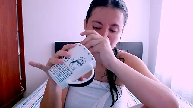 emely sexx20 online show from December 2025 03:47:01 PM