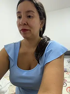 Snapshot of emely_sexx20 chatting on June 2026 01:58:01 AM emely sexx20 online show from June 2026 01:58:01 AM