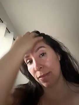 emely sexx20 online show from February 2026 10:20:02 PM