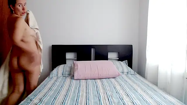 emely sexx20 online show from December 2025 02:34:01 PM