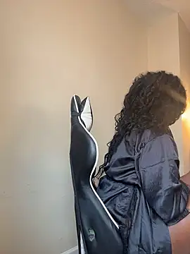 Snapshot of vixenpaisley2 chatting on January 2026 05:20:01 PM vixenpaisley2 online show from January 2026 05:20:01 PM