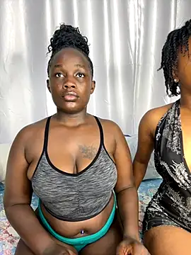 Snapshot of Favoritegirl1 chatting on October 2025 12:09:02 AM Favoritegirl1 online show from October 2025 12:09:02 AM