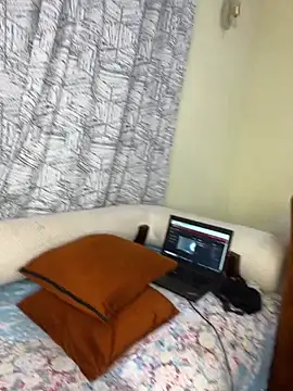 Favoritegirl1 online show from February 2026 09:36:02 PM