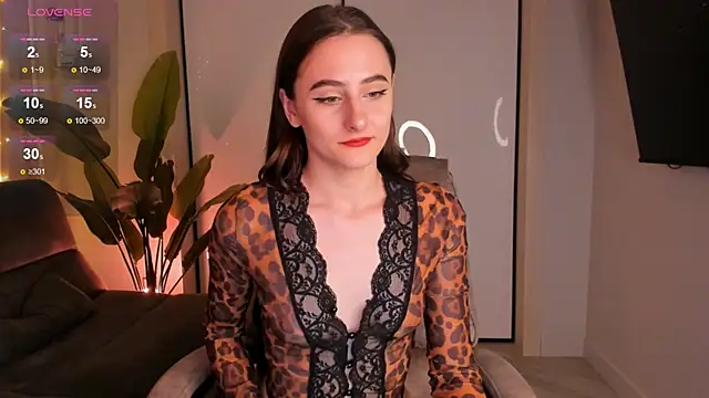 Snapshot of helen_ramsay chatting on February 2025 05:05:02 PM helen ramsay online show from February 2025 05:05:02 PM