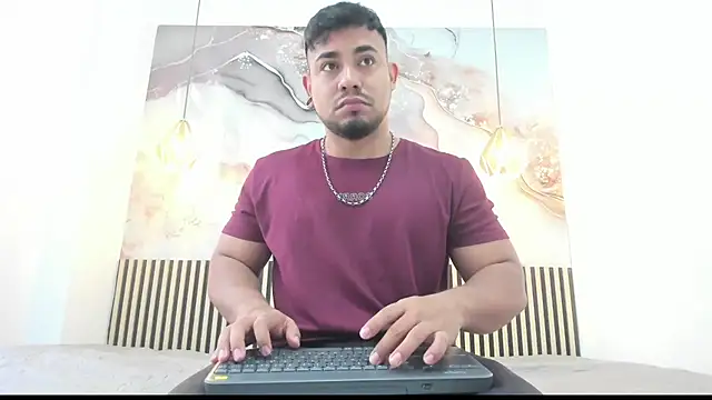 BrianMalonee online show from November 2025 11:57:01 AM