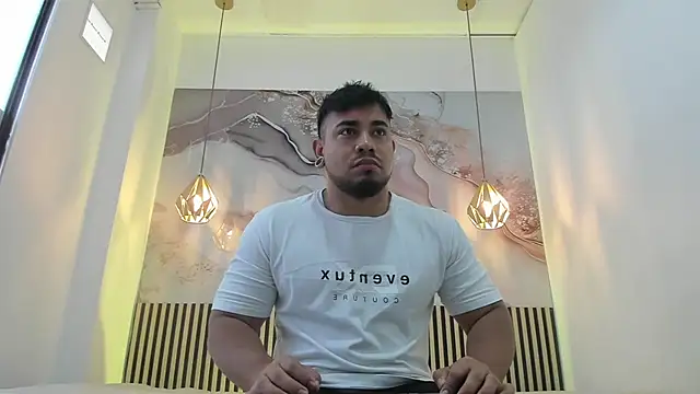 BrianMalonee online show from November 2025 11:58:02 AM