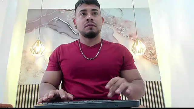 BrianMalonee online show from October 2025 12:17:01 PM