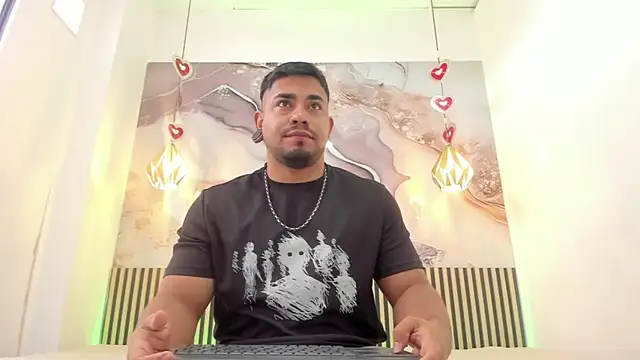 BrianMalonee online show from April 2026 12:34:01 PM