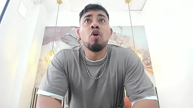 BrianMalonee online show from January 2026 01:59:01 PM