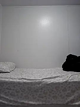 Edw95S online show from March 2026 12:33:01 AM