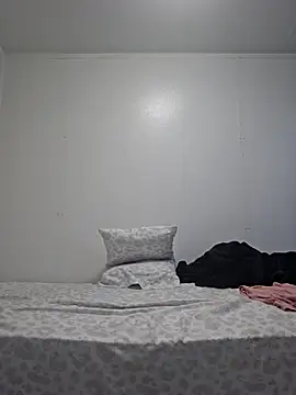 Edw95S online show from March 2026 12:28:01 AM