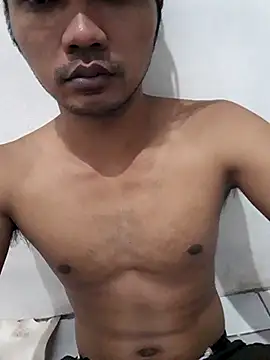 jojokom99 online show from June 2026 09:58:02 AM
